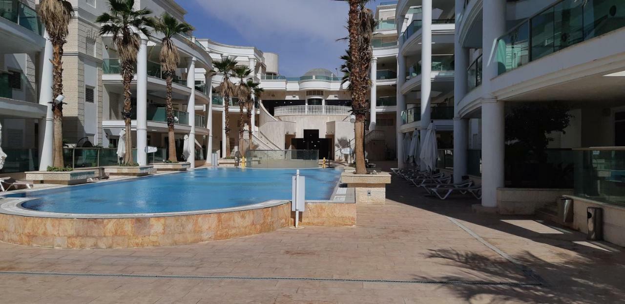 Milana'S Deluxe With Big Patio And Pool Apartment Eilat Exterior foto